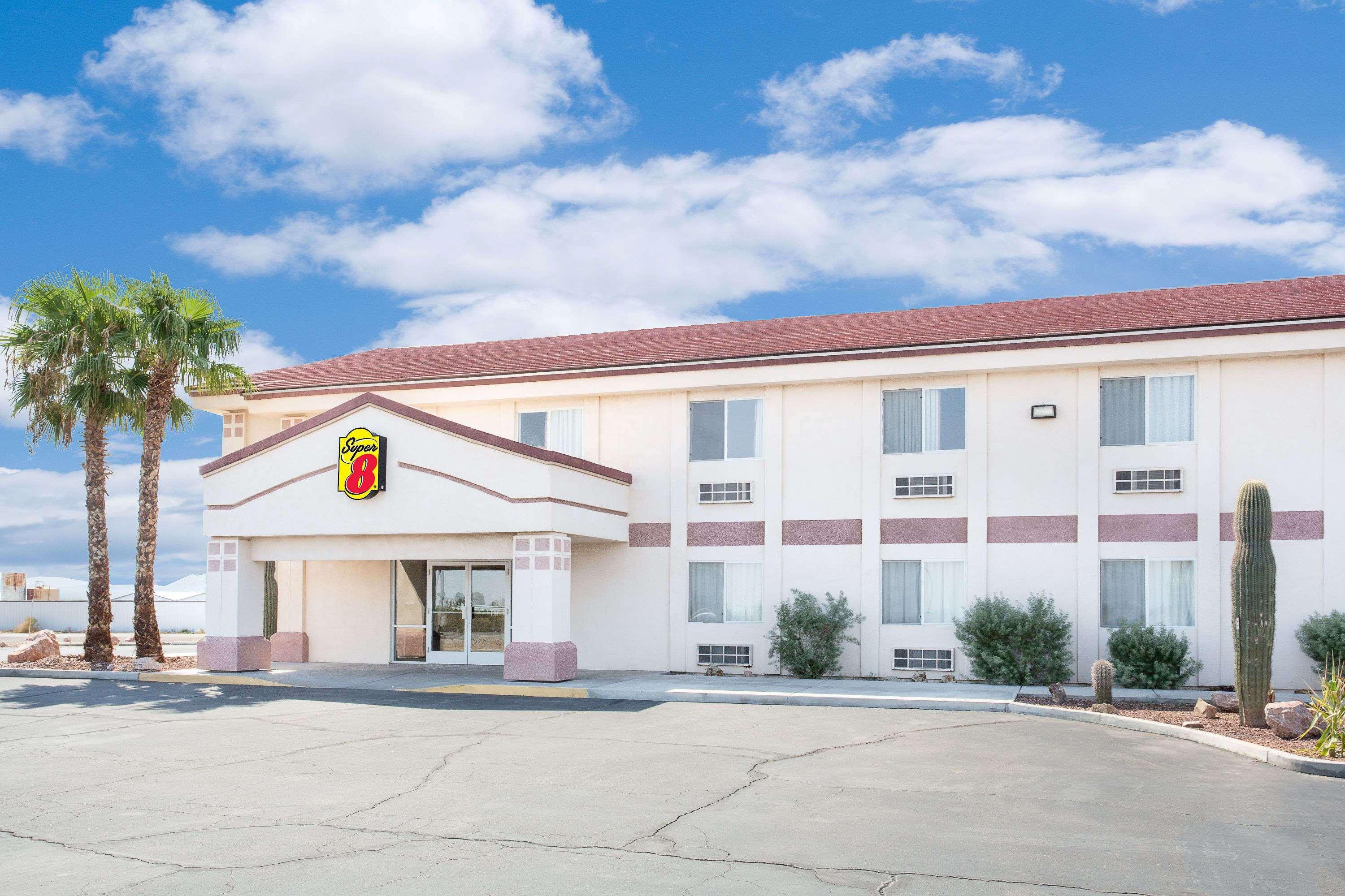 Super 8 By Wyndham Quartzsite Az Hotel Buitenkant foto