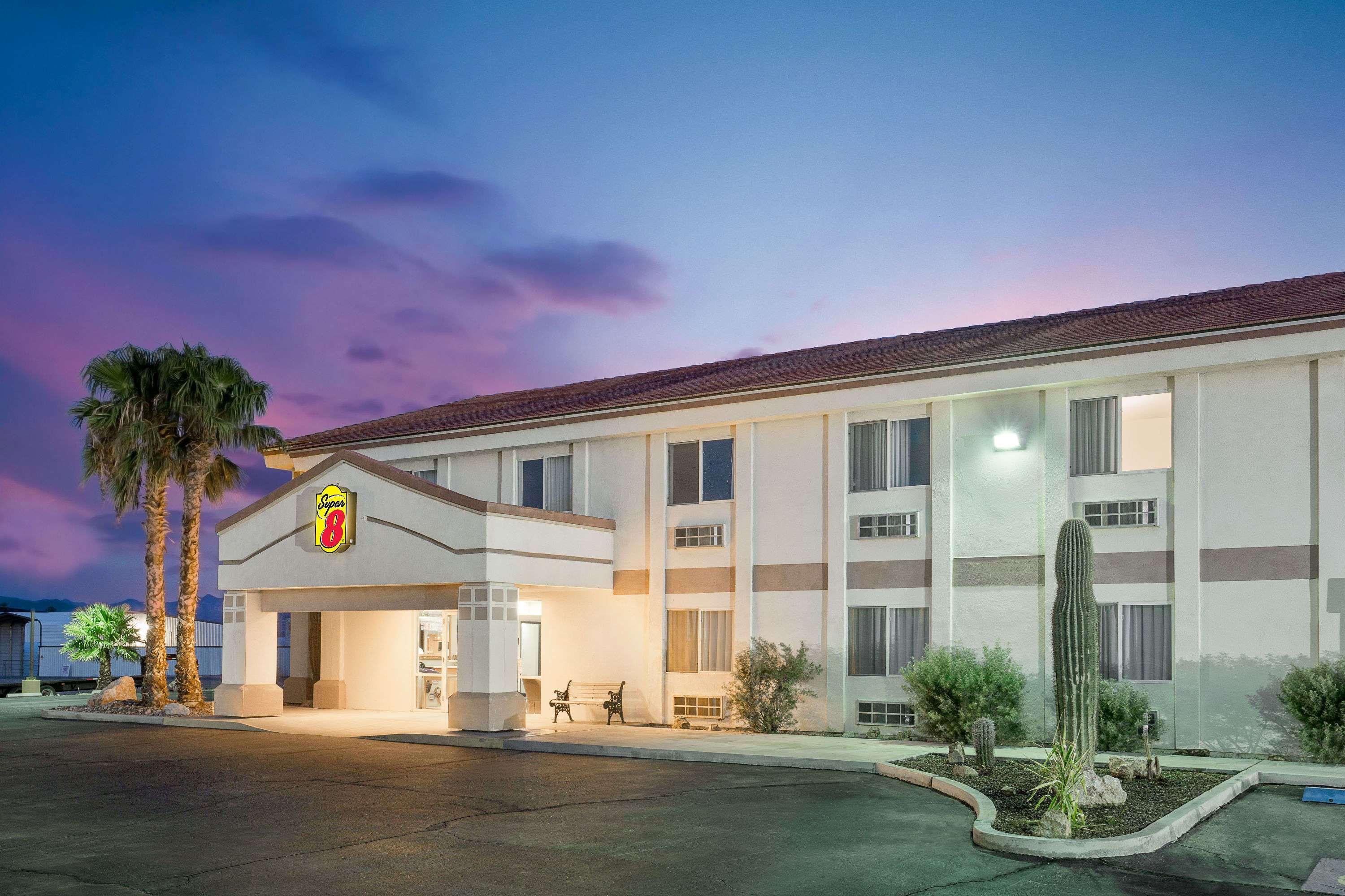 Super 8 By Wyndham Quartzsite Az Hotel Buitenkant foto