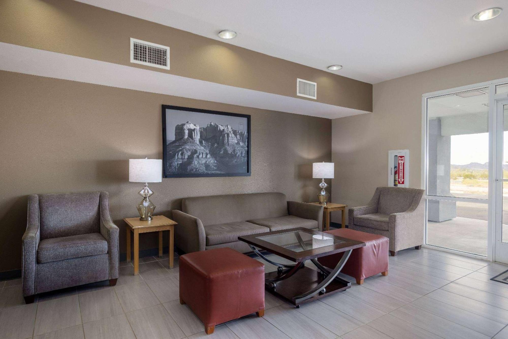 Super 8 By Wyndham Quartzsite Az Hotel Buitenkant foto